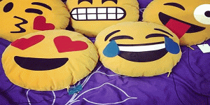 فروش عمده بالش طرح استیکر