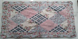 روبالشتی چهل تکه